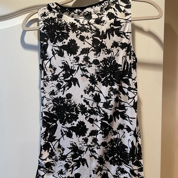 Mexx Sleeveless Ruffled Blouse. Sz L - Picture 4 of 4